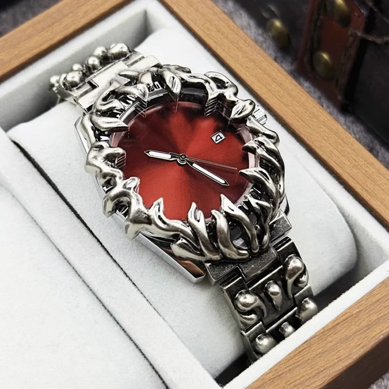 O1CN01TOr7P51TCWCMwuj8o_2206713772346-0-cib.webp paw watch alabaster style retro y2k european and american watch special-shaped high ins niche watch - Image 1