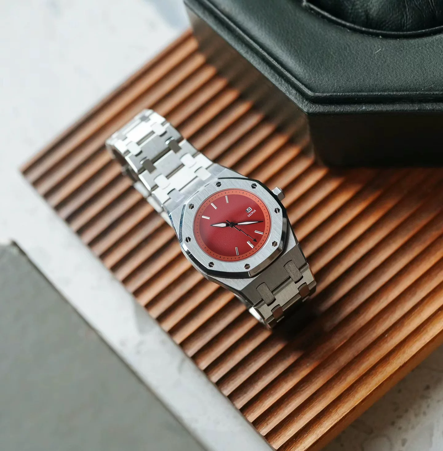 Fashion men's watch new sports waterproof band calendar watch foreign trade hot wholesale 11 O1CN01ksSpa81PLRTWkSMYX 2218131131824 0 cib