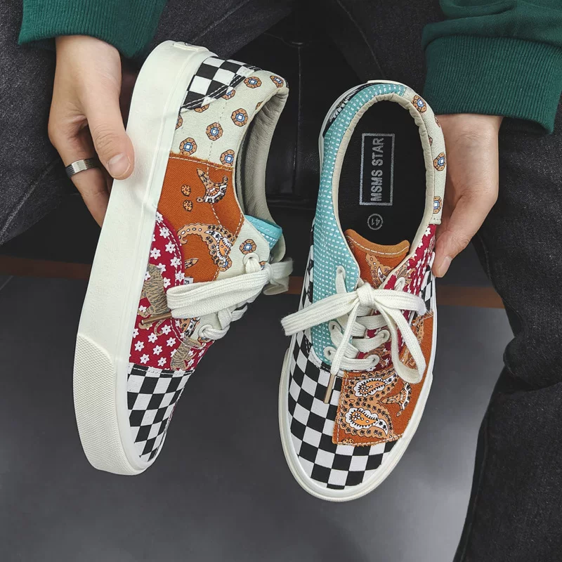 Dou Chuan New Canvas Shoes Women Cashew Flower Checkerboard Low Top Couple Men's and Women's Shoes Retro Women's Board Shoes Wholesale 41 undefined