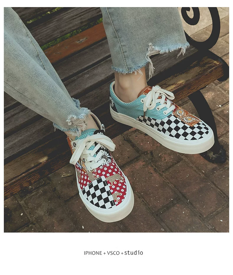 Dou Chuan New Canvas Shoes Women Cashew Flower Checkerboard Low Top Couple Men's and Women's Shoes Retro Women's Board Shoes Wholesale 36 undefined
