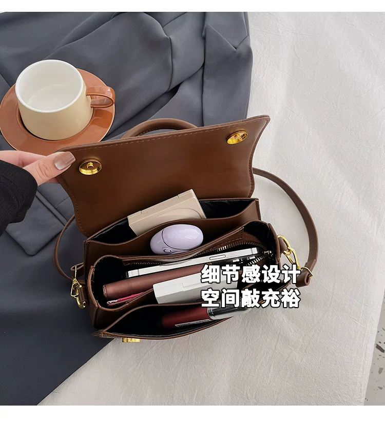Bags Fashionable Women's Handbags with Stylish Letter Print Shoulder Bags Cross-Border New Casual Simple Crossbody Bags Hot-Selling Women's Bags 12 O1CN01OITY5K1TAgX9OWLhu 2217615692342 0 cib