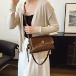 High-end Retro Oil Wax Skin Underarm Bag Women's New Style Simple Commuting Fashion All-match Shoulder Small Square Bag - Image 4