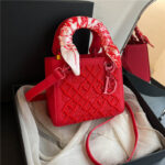 High-end Light Luxury Bag Women's New Style Elegant All-match Heavy Industry Embroidered Daofei Bag Crossbody Portable Small Square Bag - Image 2