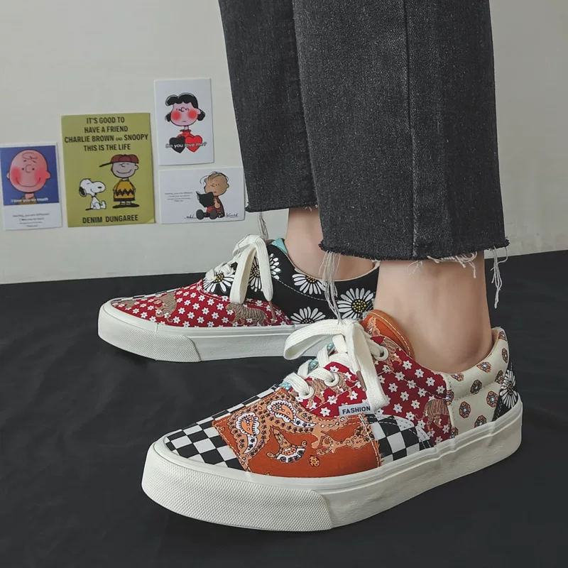 Dou Chuan New Canvas Shoes Women Cashew Flower Checkerboard Low Top Couple Men's and Women's Shoes Retro Women's Board Shoes Wholesale 44 undefined