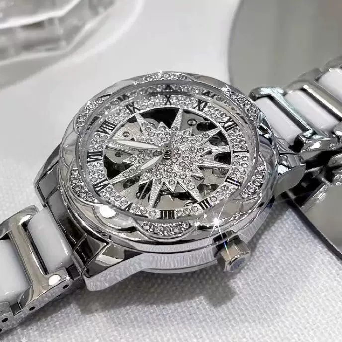 A generation of shaking audio and video number explosions sunflower hollow ladies watch ceramic white flywheel diamond watch women 5 undefined