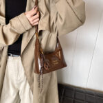 High-grade Maillard Handbag Women's  Autumn Fashion New Fashion All-match Shoulder Crossbody Bag - Image 4