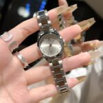 Light Luxury Niche Watch Women's New Ins Fashion Advanced Sense Journal Women's Exquisite All-match Steel Belt Simple Workplace - Image 2