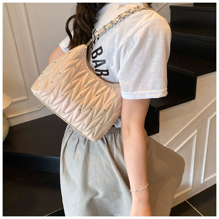 Small Fragrant Style Rhombus Chain Armpit Bag for Women New Summer Fashion Shoulder Bag Versatile 40 O1CN01GRTpYP1yV4MvwdP6S 2212088006583 0 cib