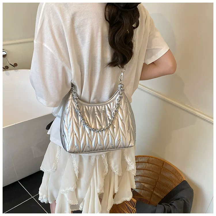 Small Fragrant Style Rhombus Chain Armpit Bag for Women New Summer Fashion Shoulder Bag Versatile 26 O1CN01Gl8csR1yV4MyMl5rF 2212088006583 0 cib
