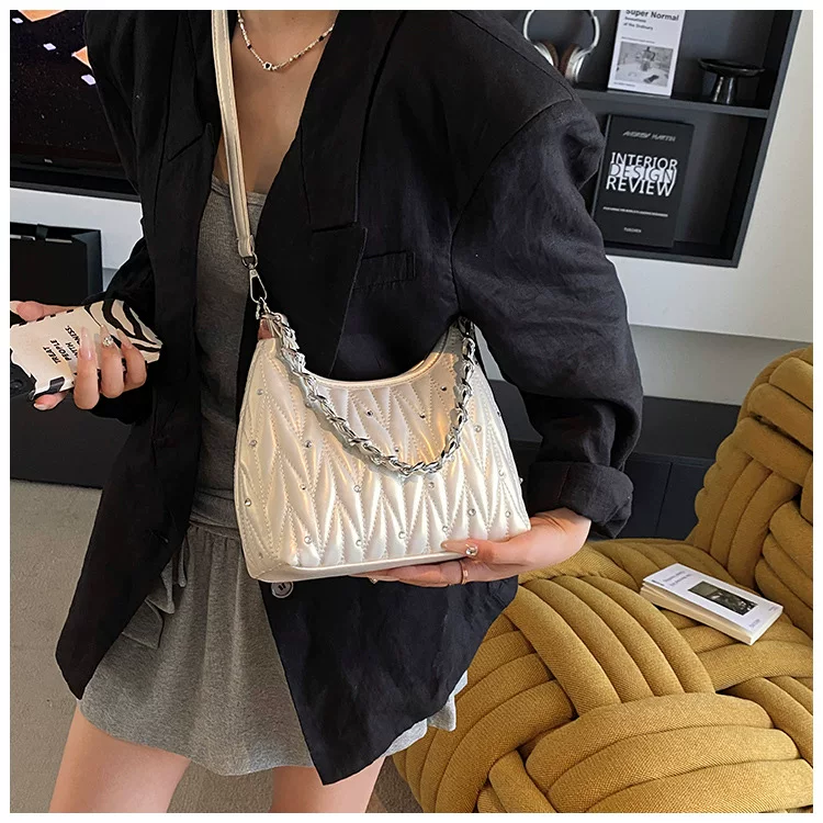 Small Fragrant Style Rhombus Chain Armpit Bag for Women New Summer Fashion Shoulder Bag Versatile 47 O1CN01JYdBK01yV4Myf594r 2212088006583 0 cib