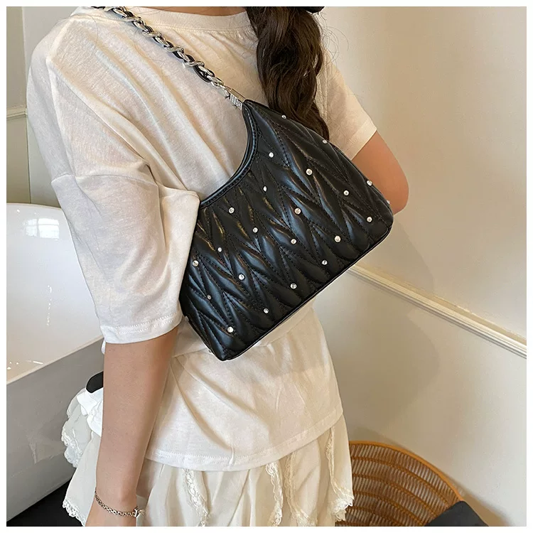 Small Fragrant Style Rhombus Chain Armpit Bag for Women New Summer Fashion Shoulder Bag Versatile 24 O1CN01oE4Xxi1yV4MxPJPC5 2212088006583 0 cib