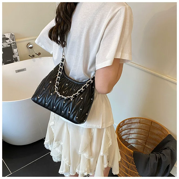 Small Fragrant Style Rhombus Chain Armpit Bag for Women New Summer Fashion Shoulder Bag Versatile 17 O1CN01xoikcM1yV4MvwZmZa 2212088006583 0 cib