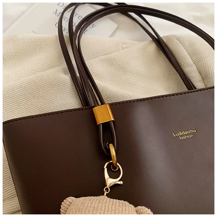 High-End Texture Retro Bag for Women New Large-Capacity Shoulder Commuter Bag Fashionable Personalized Tote Bag Cross-Border 32 O1CN01JiEAqH1EyrjdEX23O 2216767400421 0 cib