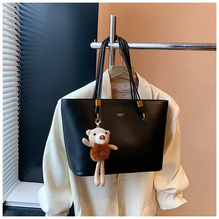 High-End Texture Retro Bag for Women New Large-Capacity Shoulder Commuter Bag Fashionable Personalized Tote Bag Cross-Border 23 O1CN01P6QmeC1Eyrja3BweZ 2216767400421 0 cib