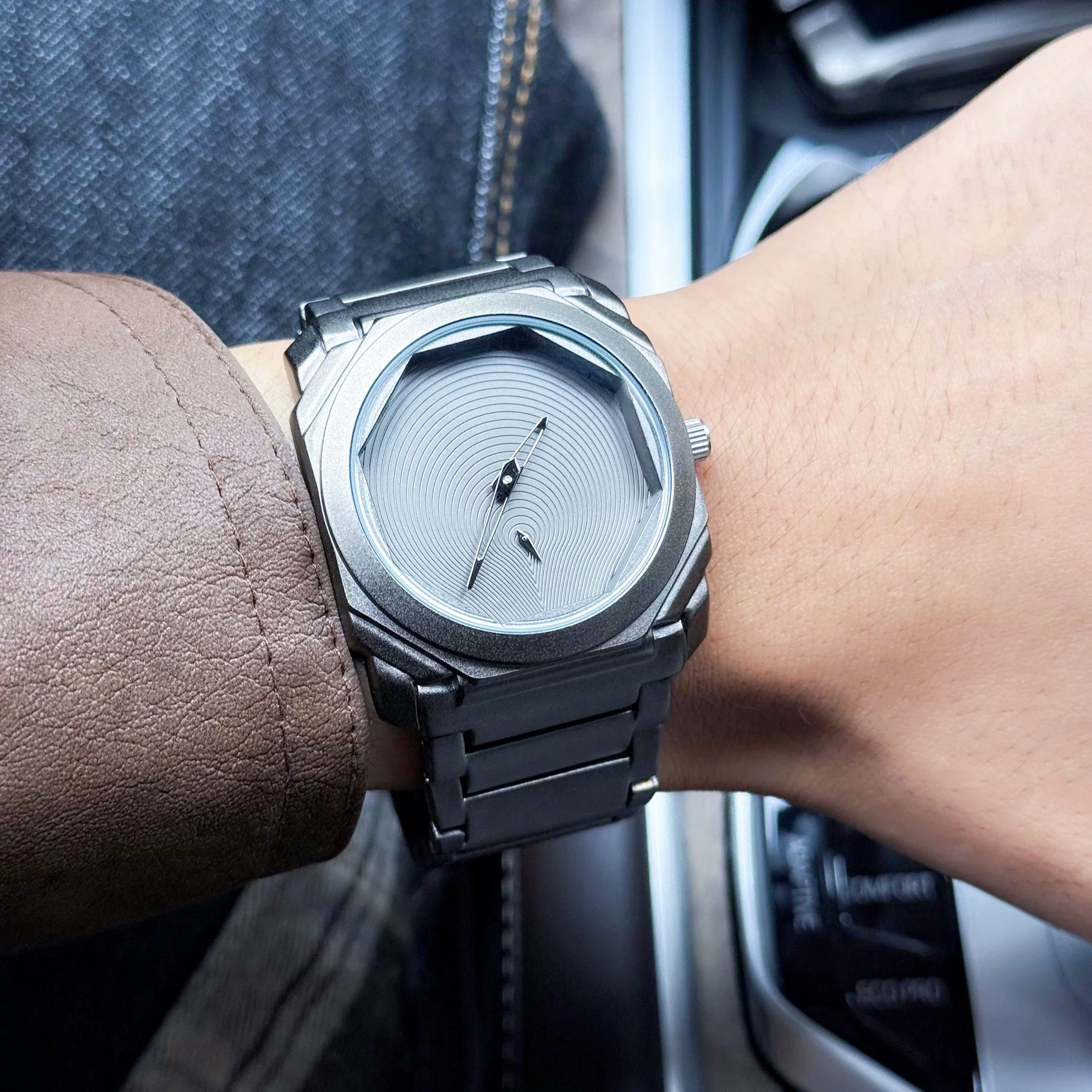 O1CN01wDiKQh1ClvL5644tG 2218884550122 0 cib