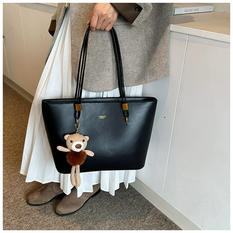 High-End Texture Retro Bag for Women New Large-Capacity Shoulder Commuter Bag Fashionable Personalized Tote Bag Cross-Border 14 O1CN01xk5aCg1Eyrjcj6aOj 2216767400421 0 cib