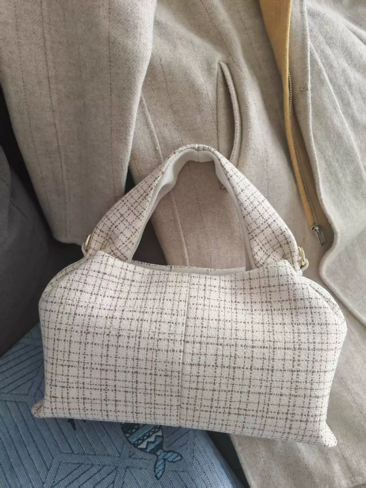Cloud Dumpling Bag Women's New Cross-border Foreign Trade Popular Portable Lunch Box Bag French Texte Shoulder 36 O1CN01CYOy5k1Zy34Va9ku8 3909853262 0 cib