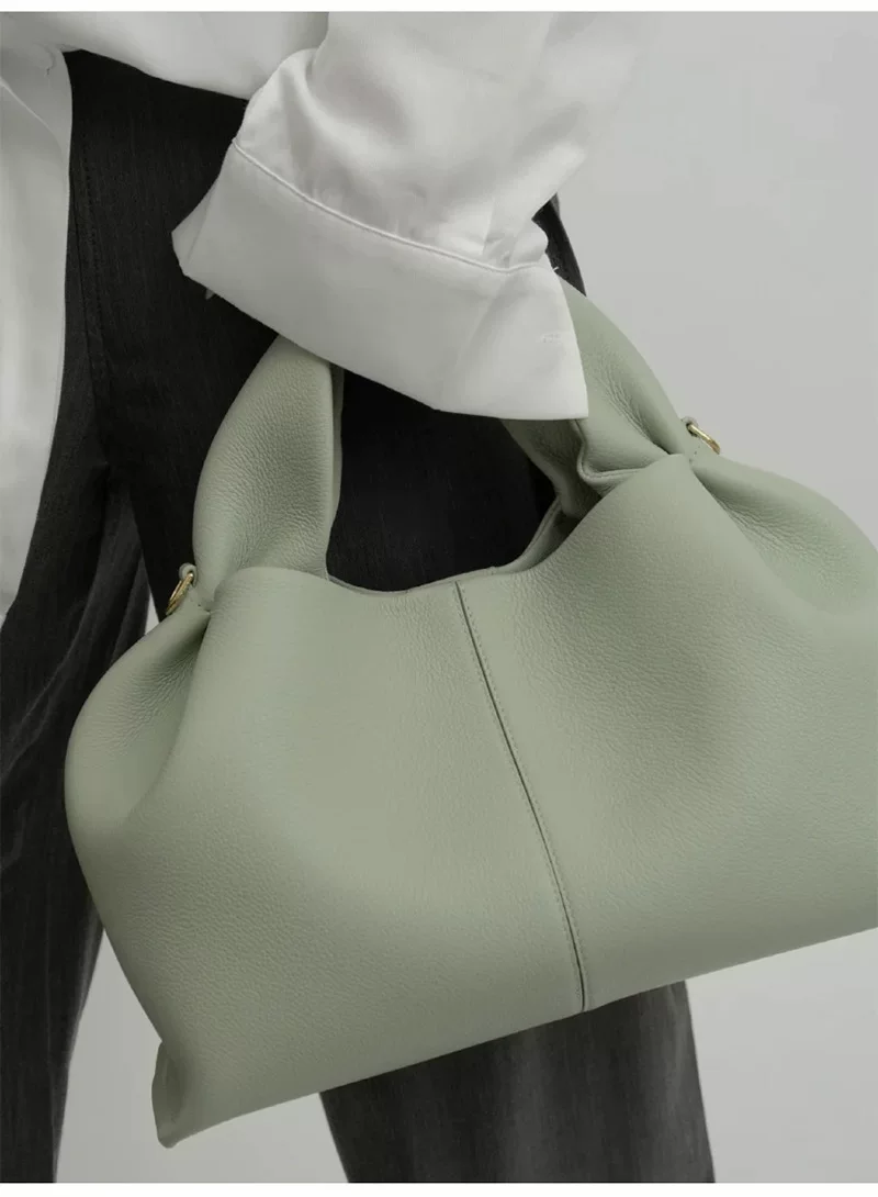 Cloud Dumpling Bag Women's New Cross-border Foreign Trade Popular Portable Lunch Box Bag French Texte Shoulder 18 O1CN01EFdmsw1Zy32MBQ2aa 3909853262 0 cib