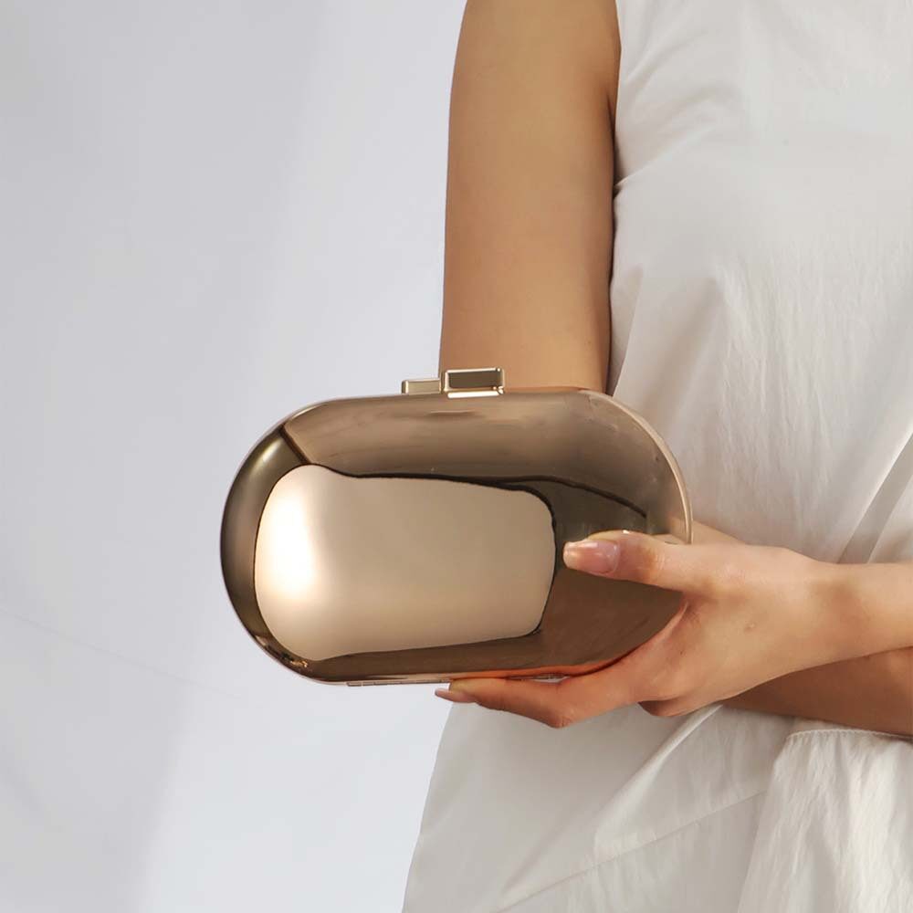 O1CN01Fmcyhx2BVbocxfAye_3954728344-0-cib.jpg European and American Cross-Border New Style Tin Box Bags, Fashionable and Unique, Suitable for Socialites, Evening Events - Image 1