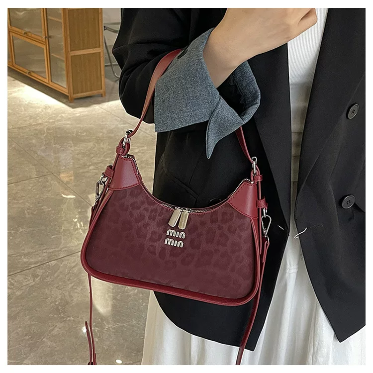 Niche Design Underarm Handbag for Women New High-End Versatile Shoulder Bag Fashionable Leopard Print Crossbody Bag 7 O1CN01FvFc4Q1yV4NWMpSFy 2212088006583 0 cib