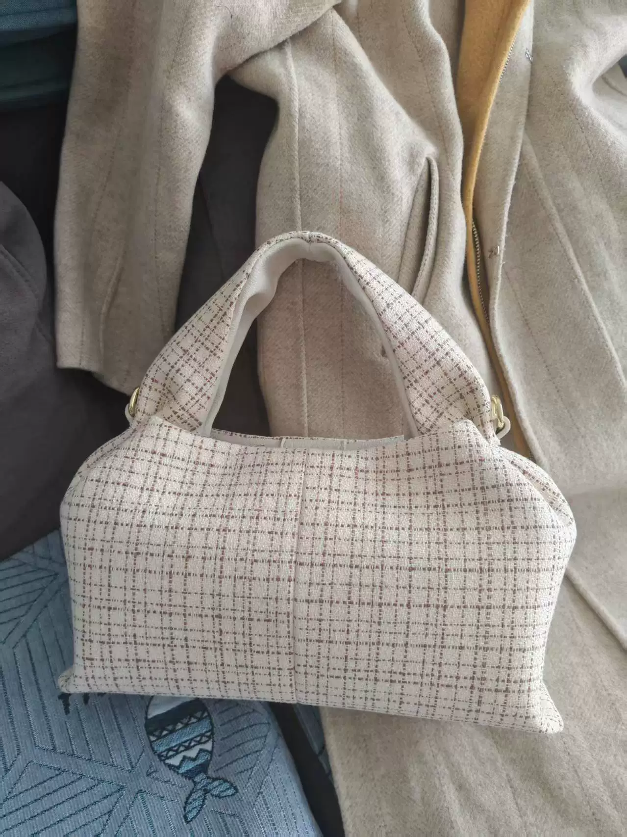 Cloud Dumpling Bag Women's New Cross-border Foreign Trade Popular Portable Lunch Box Bag French Texte Shoulder 33 O1CN01ReN6QU1Zy34WEC0By 3909853262 0 cib