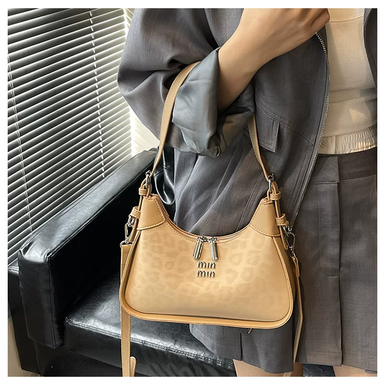 Niche Design Underarm Handbag for Women New High-End Versatile Shoulder Bag Fashionable Leopard Print Crossbody Bag 40 O1CN01ShloM21yV4NY4Y5DD 2212088006583 0 cib