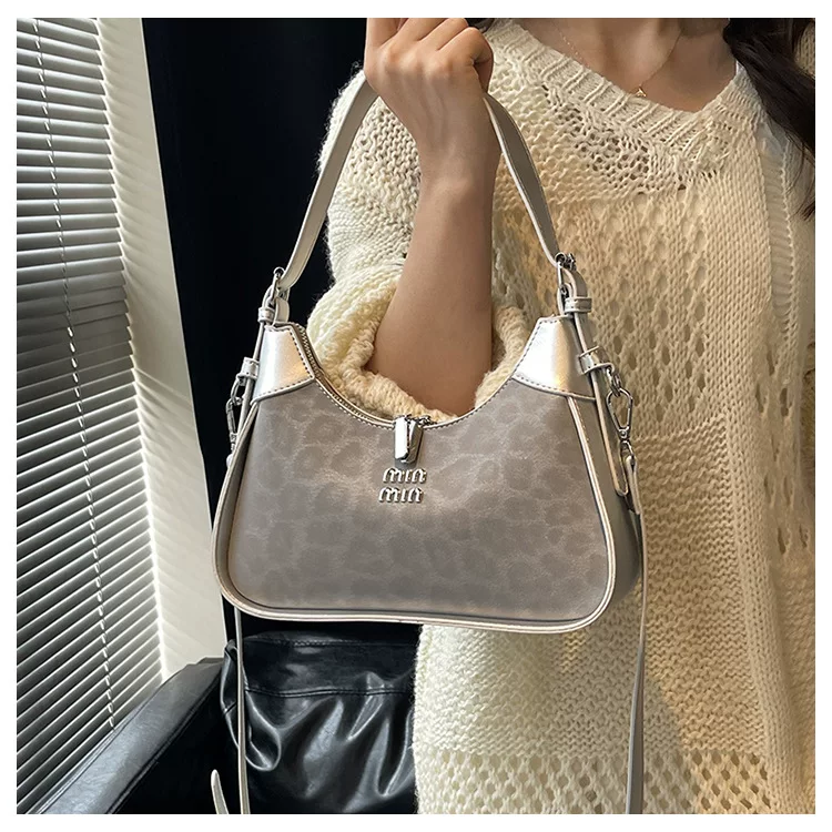 Niche Design Underarm Handbag for Women New High-End Versatile Shoulder Bag Fashionable Leopard Print Crossbody Bag 31 O1CN01eiZ1Gz1yV4NXXjdga 2212088006583 0 cib
