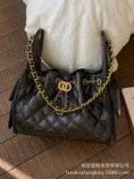 Quilted Embroidery Small Bag for Women New Fashion Trendy Versatile Shoulder Underarm Bag Popular Bucket Bag - Image 5