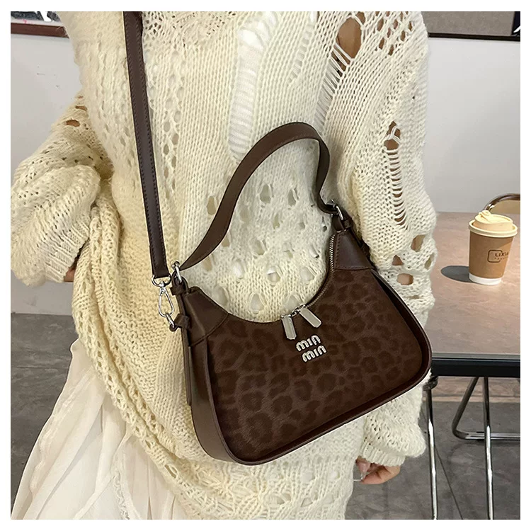 Niche Design Underarm Handbag for Women New High-End Versatile Shoulder Bag Fashionable Leopard Print Crossbody Bag 24 O1CN01zL9n6A1yV4NYTahl7 2212088006583 0 cib