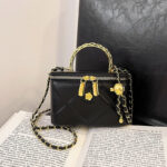 Chain Camellia Small Square Bag Women's New Diamond Box Bag Fashion Hollow Handle Crossbody Bag Metal Chain - Image 3
