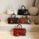 Niche Fashion Oil Wax Leather Portable Briefcase New Vintage Casual Shoulder Bag High-end Tote Women's Bag - Image 4