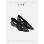 Pointed Retro Mary Jane Shoes Soft Leather Shoes with Shallow Thick Heel Single Shoes Women's High Heel Commuter Women's Shoes - Image 3