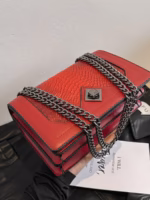 New Simple and Stylish Snakeskin Pattern Single Crossbody Retro Shoulder Bag Small Square Bag - Image 4