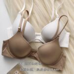 Anti-Sagging Front Button Bra, Large Breasts Appear Smaller, Seamless Intimates, Women's Underwired Thin Style, Push-Up Bra, Push-Up Set - Image 2