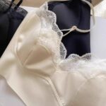 French Sexy Lace Rabbit Ears Underwear Women's Seamless No Wires Beautiful Back Tube Top Big Breast Revealing Small Bra - Image 4