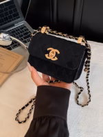 New Mini Armpit Bag Chain Fashion Shoulder Crossbody Bag Handbag Small Square Bag