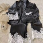 High-value Ice Silk Pajamas Women's Spring and Summer New Long-sleeved Trousers Sweet Lace Girls' Home Clothes suit - Image 4