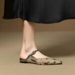 Autumn Pointed Toe Leopard Print Closed-Toe Sandals for Women, Flat Fashion One-Strap Half Slippers with Open Back Women's Shoes - Image 3
