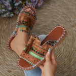 Cross-Border Export Large Size Flats Ethnic Style Slippers for Women - Image 2