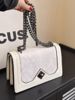 New Simple and Stylish Snakeskin Pattern Single Crossbody Retro Shoulder Bag Small Square Bag - Image 5