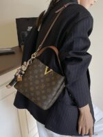 New Women's Bag High-End Accessible Luxury Commuter Shoulder Crossbody Bag Commuter Handbag - Image 5