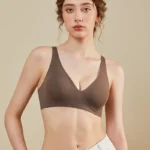 Semi-fixed cup jelly strip soft support no steel ring bra small chest gathered seamless underwear women's Wireless bra - Image 4
